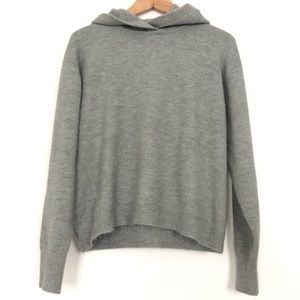 Republic Sweater/Knit Sweatshirt - M